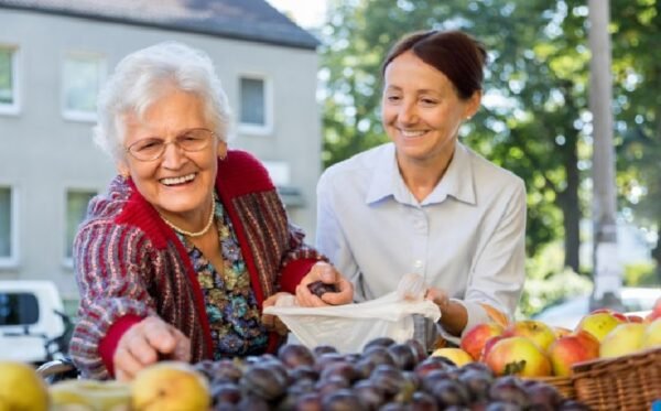 A Guide to Choosing the Right Center for Seniors in Your Area