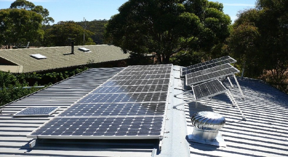 Solar Panels for Metal Roofs: Top Benefits & Installation